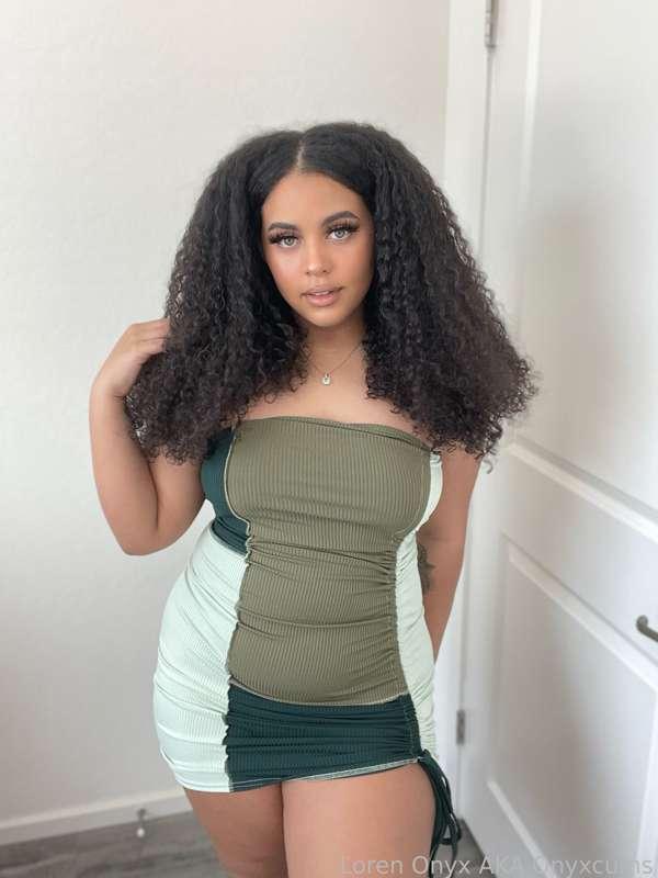 onyxcums image #0