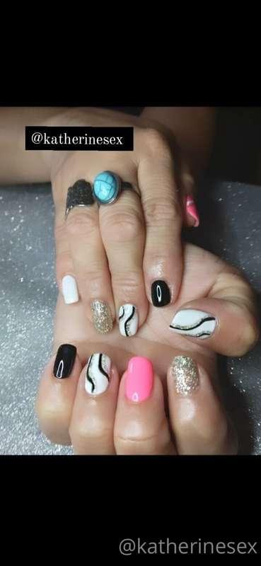 I LOVE my hands! 🤗😍 you don't know what I can do with them d..