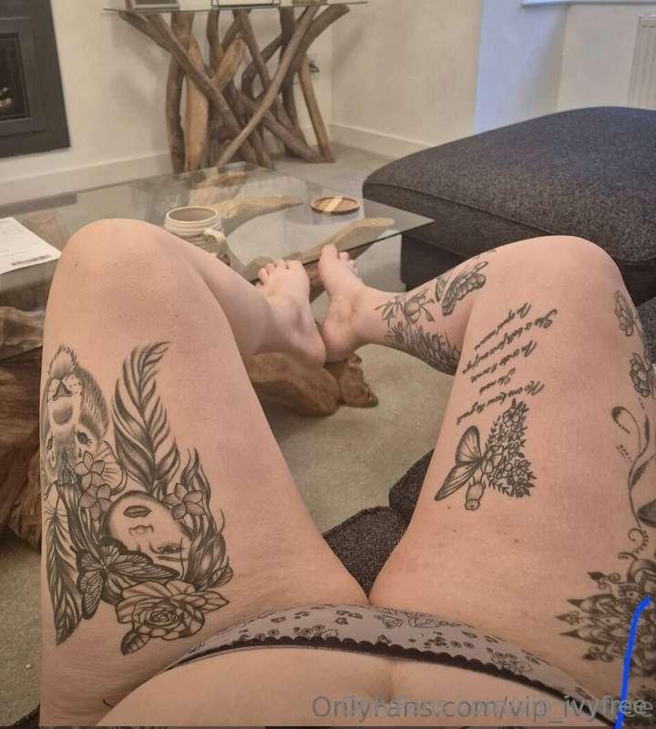 Want to see my pussy 😋 and how juicy it is...join my VIP @vi..
