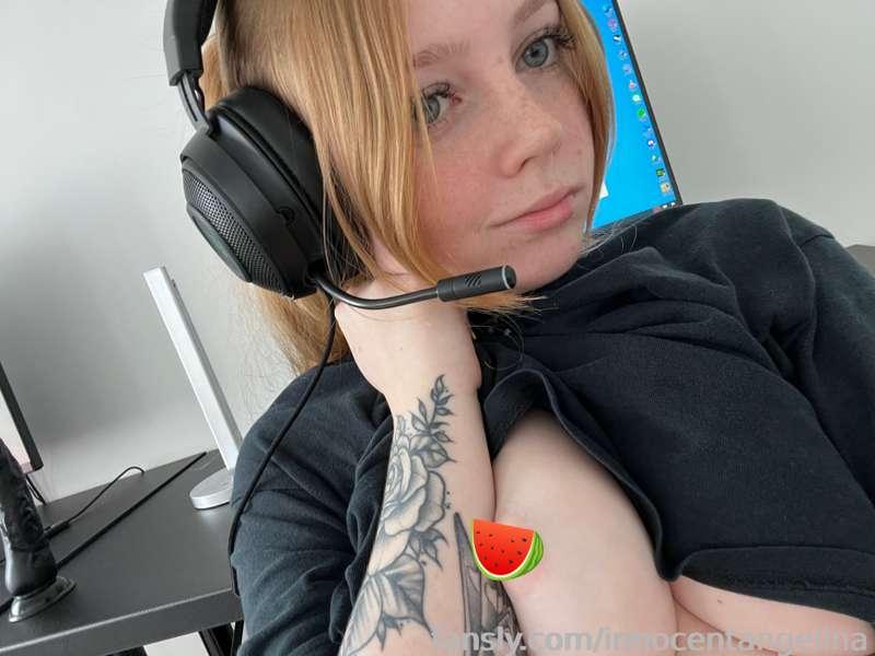 I think you want some melons now daddy. Come and get some 🤗😘😋