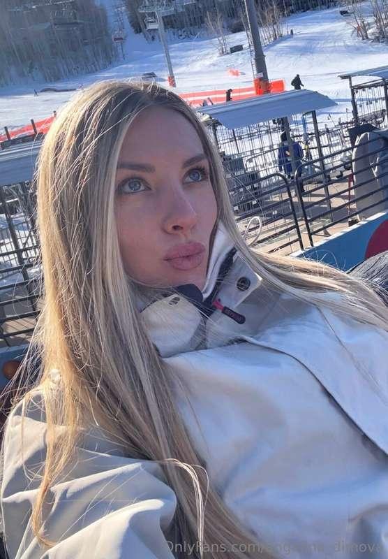 Time for skiing? ⛷️