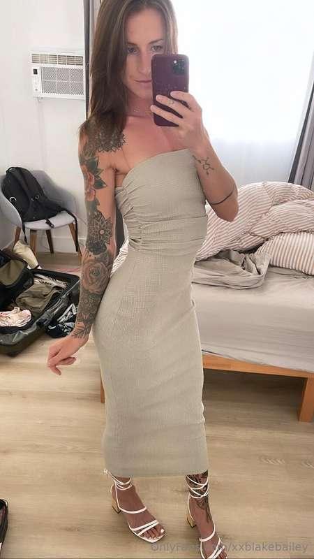 take me for dinner? But we can have dessert at home😋