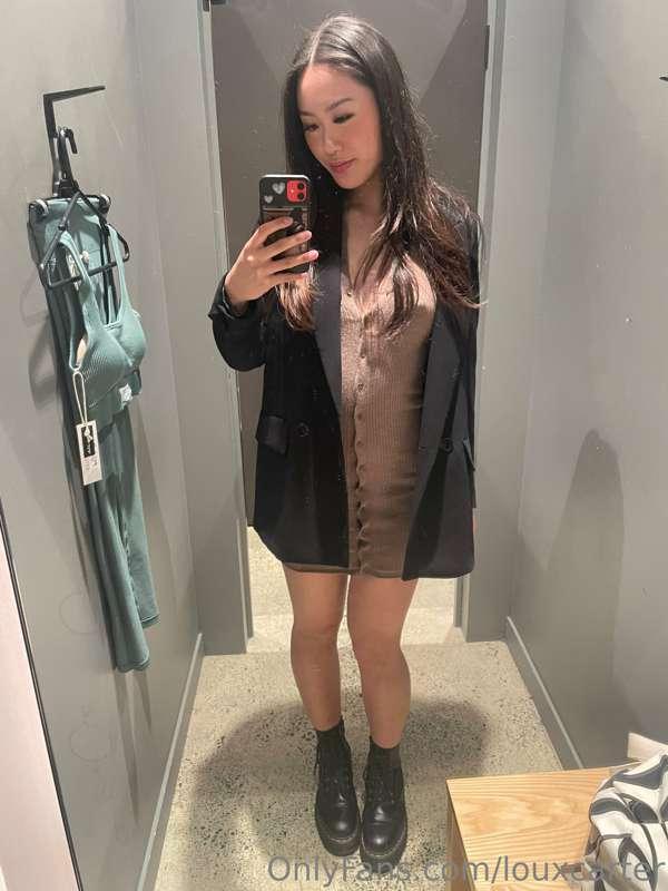 Who doesn’t like an Asian girl with a fat ass 😉