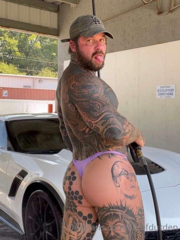 My car was looking a lil dirty so I made a trip to the Car W..