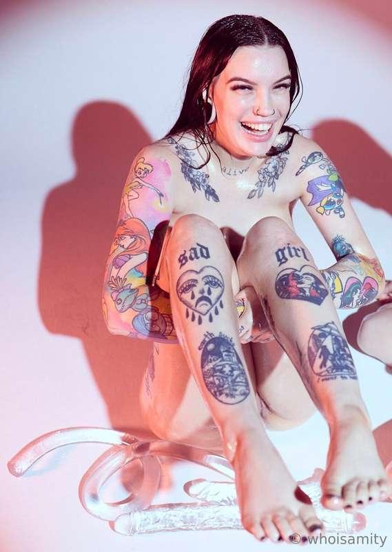 these photos from this scene coming soon are so hot and dirt..