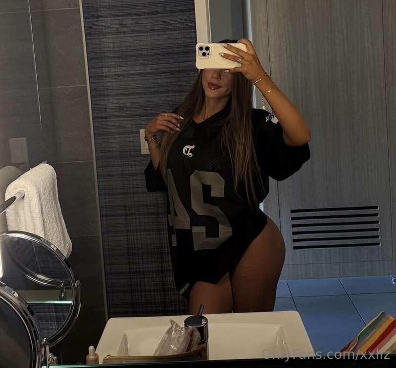 Ready to go in bed… who’s joining me? 👀💋