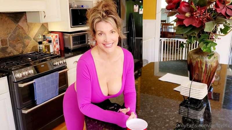 Do you love this color on me?