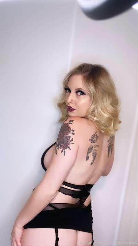 Go check out my new sexy photos sent to your dms 😘😘😘😘😘