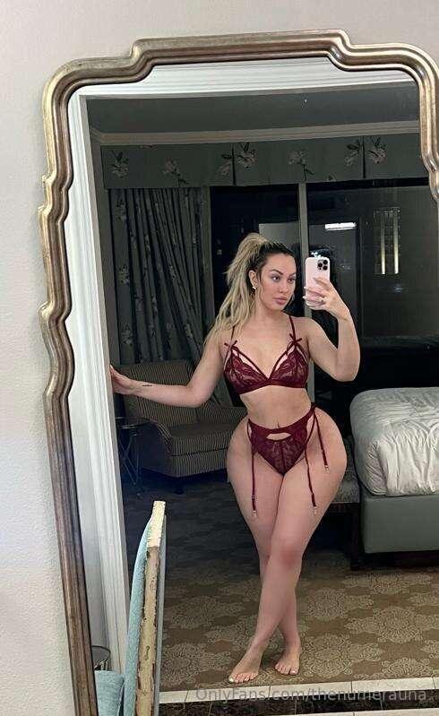 Can I be the naughtiest for you on this special day? 😈🥵