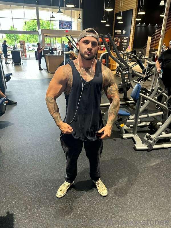 Another Friday pump in the books 💪🏼😉