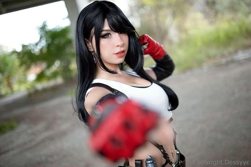 Here is a safe for work Tifa set, :3 should I do more Final ..