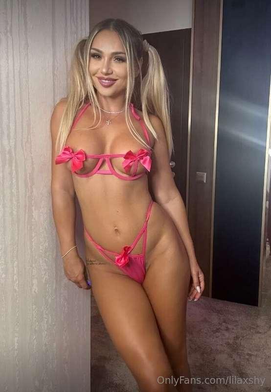 🎁FREE PAGE & FREE GIFT🍀 Sweet, obedient, and just a bit wild..