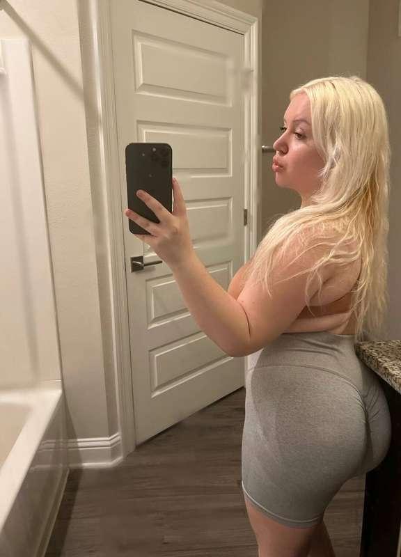 The good stuff is in the dms 😉 💋