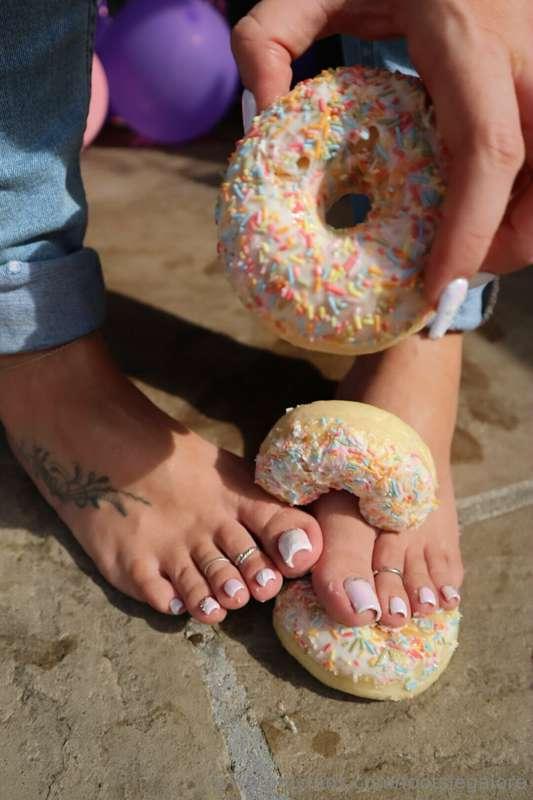 footsiegalore image #2