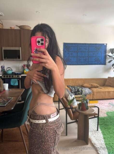 Morning! 🔥 Heard you wanted a peek...