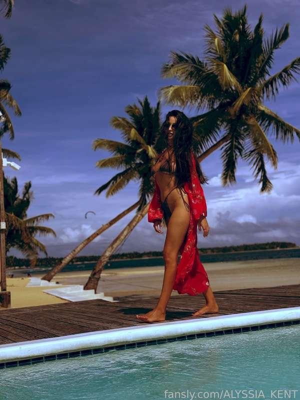 alyssia_kent image #3