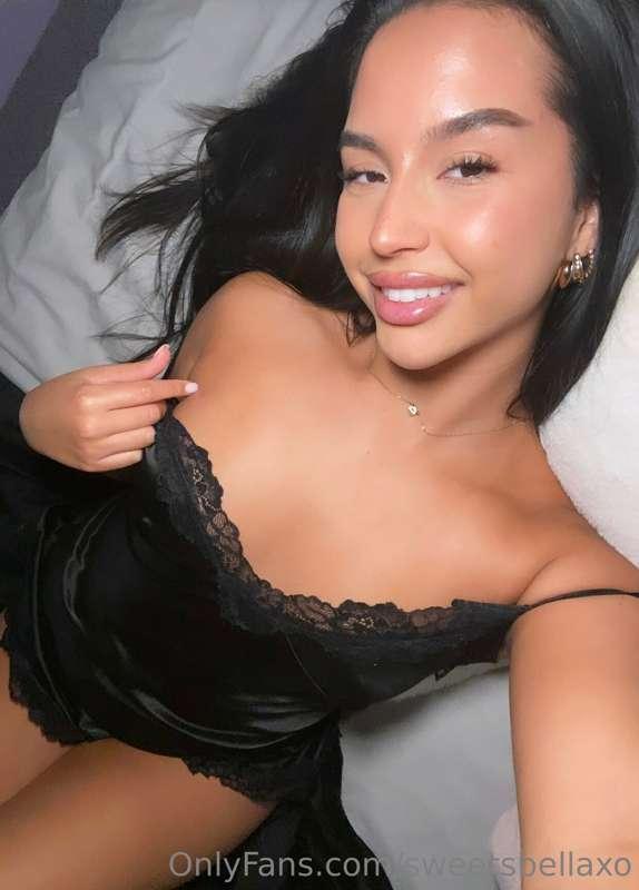 FINGER FUCKIN N CLIT SUCKIN 🐱👅 got super drunkk and fucked a..