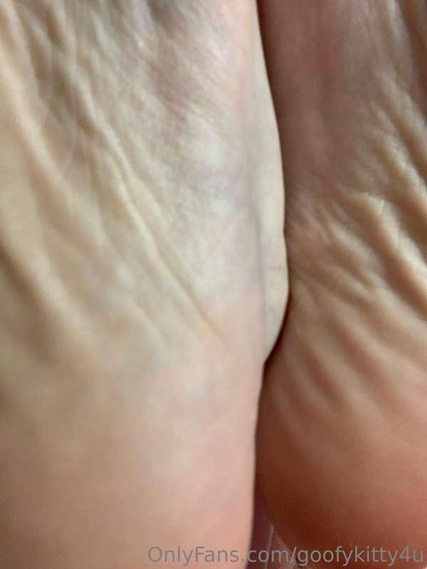 Someone wanted a close-up soles pic