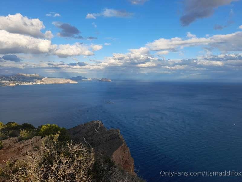 itsmechloelopezz image #0