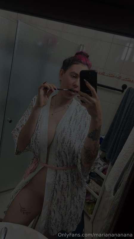 מפנקת אתכם עם התמונה 🤭💕
Spoiling you with new photos 🤭💕