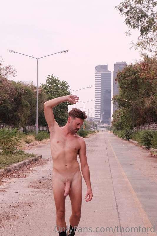 When you can still be a naturist in the city >