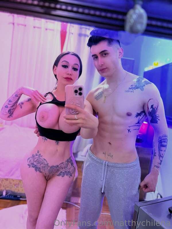 Mi amigo @renatochaud me reventó el culo , es un tremendo ve..