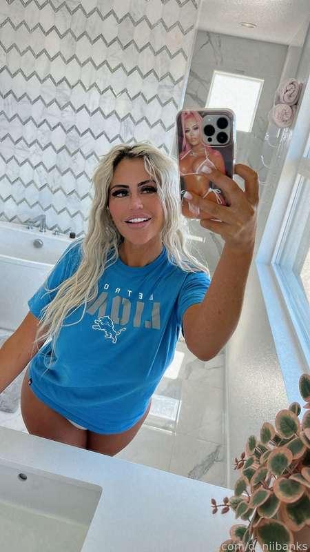 daniibanks image #0
