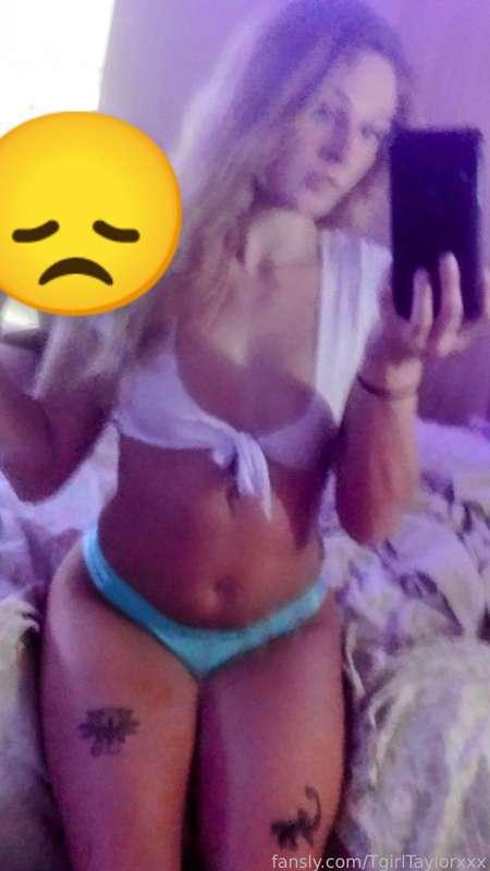 Sorry for the horrible quality, but I cracked my rear camera pretty bad this morning! I guess only front camera selfies until I can afford a new phone or camera 😞😞👎👎 



#fyp #trans #ts #transgirl #transgender #tgirl #mtf #sissy #subscribe #blonde #mtf #trap #fetish #nsfw #sad