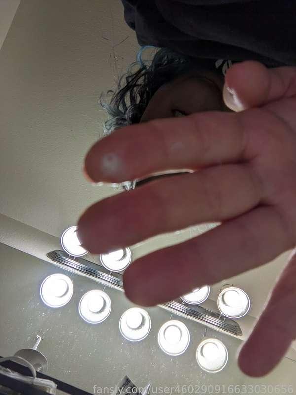 user460290916633030656 image #0
