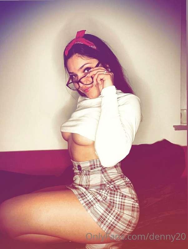 Feeling naughty today 😈
There’s the topless version waiting ..