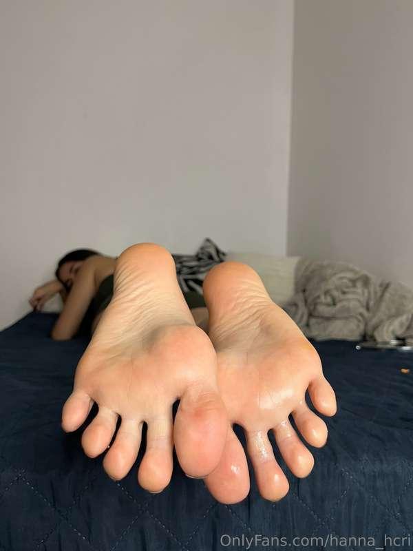 Hey foot boy! Just letting you know you can send a $10 tip a..