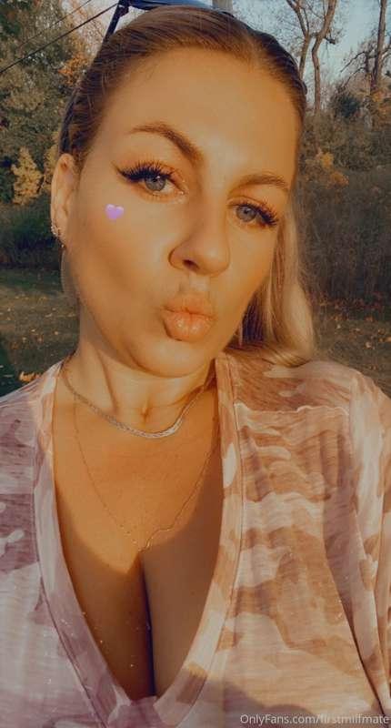 Sending my love...Goodnight 🤍 
@captainbigtits