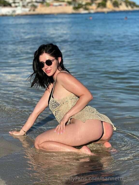 nannette_hot image #0