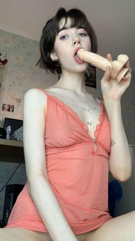 yoursmalldoll image #4