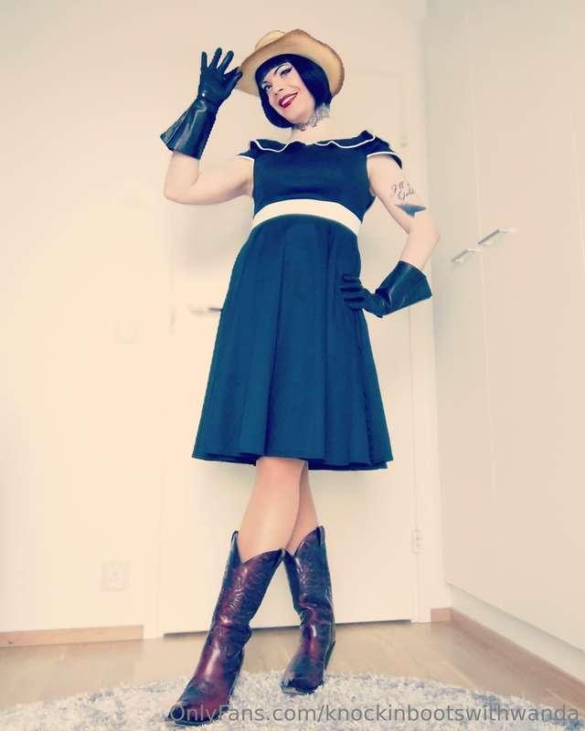 knockinbootswithwanda image #0