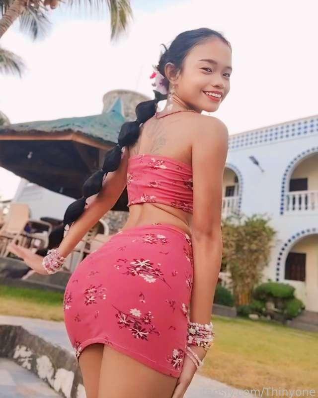 Me yesterday 😍 I look like I don't have any other jobs cuz I'm always pretty haha but the best job I have now is making you happy🥺😘

$14 only for ALL 30+ videos plus ALL nudes and ALL solos💕 Check out my wall album for easy access😉

Thank you for your support and please subscribe for more🥺🙏

#fyp #Asian #filipina #nsfw #asiangirl #asianmodel #sexyasian #loveasian 

