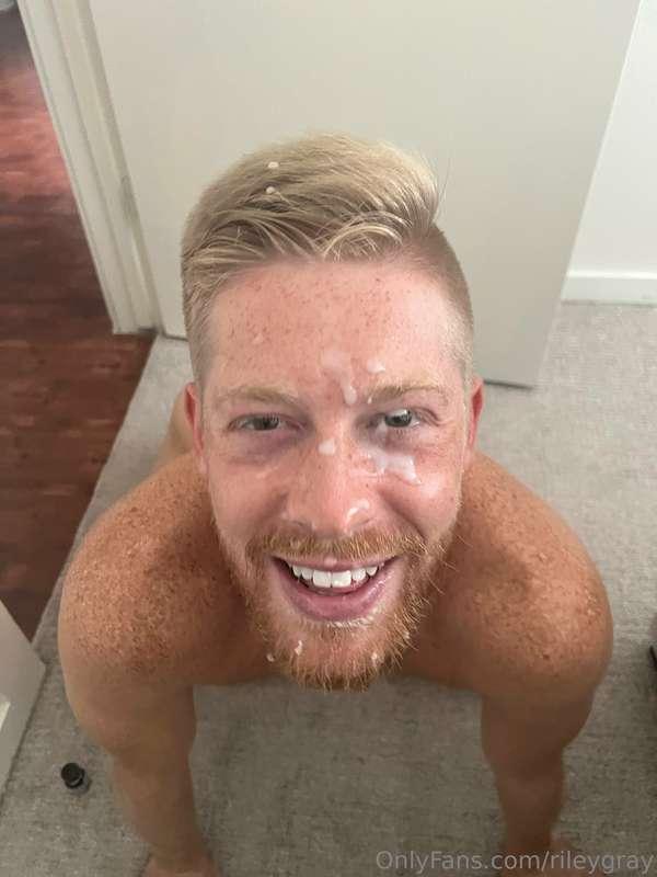 rileygray image #0