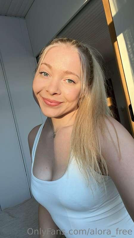 Look who the sun is shining on 😄💕