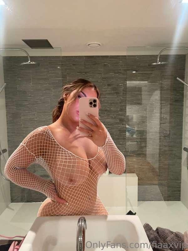 Wanna suck my mommy Milkers 🤓