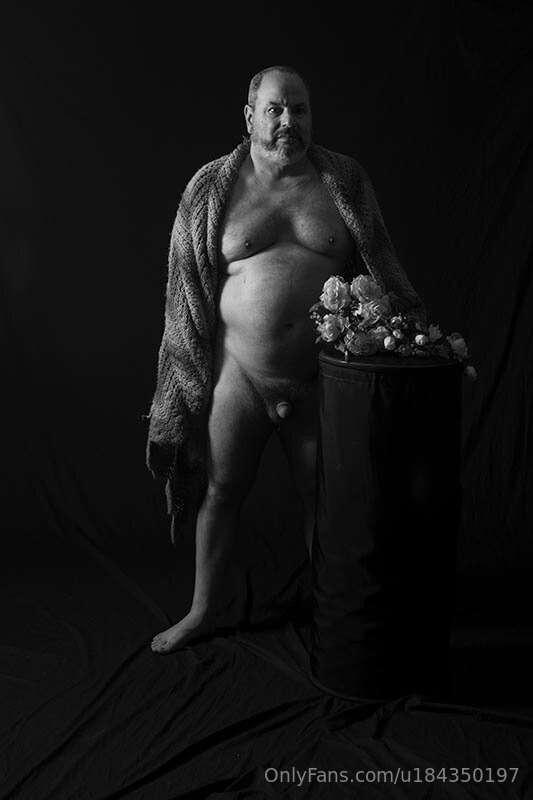 Nude with shawl2023