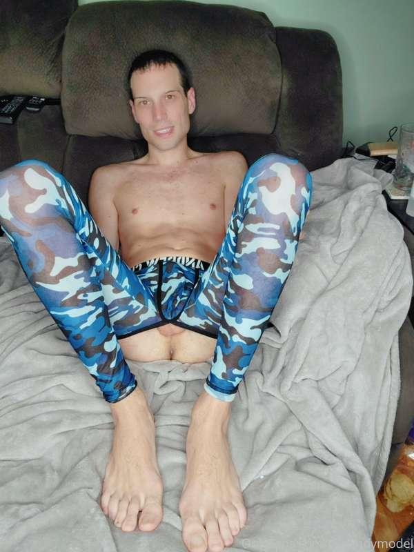 gayundymodel image #3