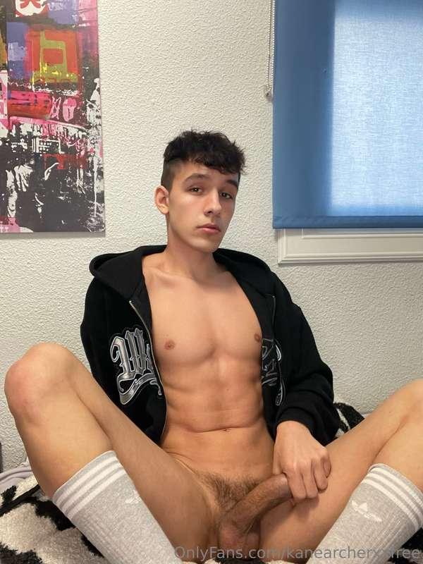 Am I fuckable enough for you?🥺