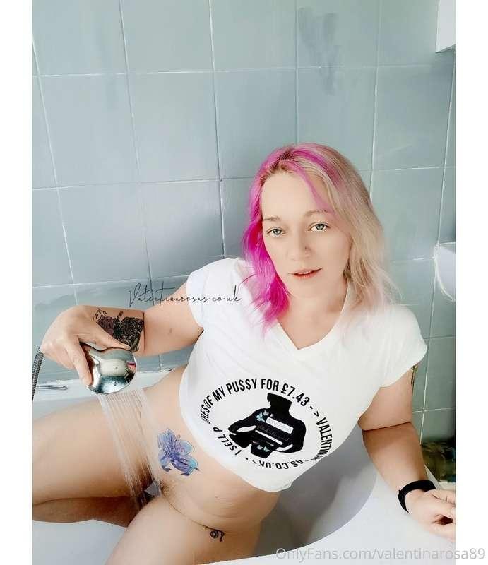 Who doesn't love a good shower head orgasm? 💦✨