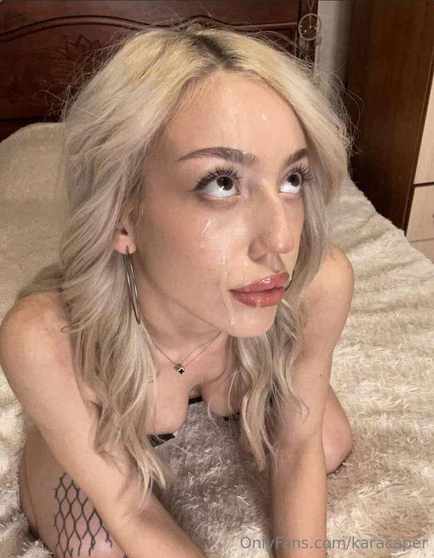 ## 🚨 @bambi.eva 🚨 🍓🍓🍓DIRTY PRINCESS WANTS YOU TO SCREAM OUT ..