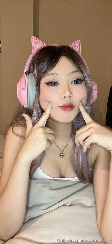 What's your naughtiest dream about me? 😈