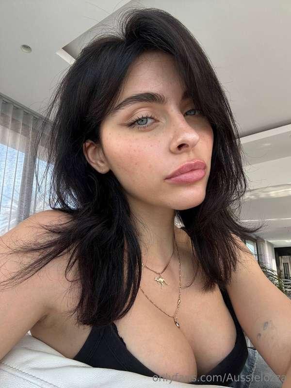 Moving the live to Monday 1pm EST again, something came up! ..