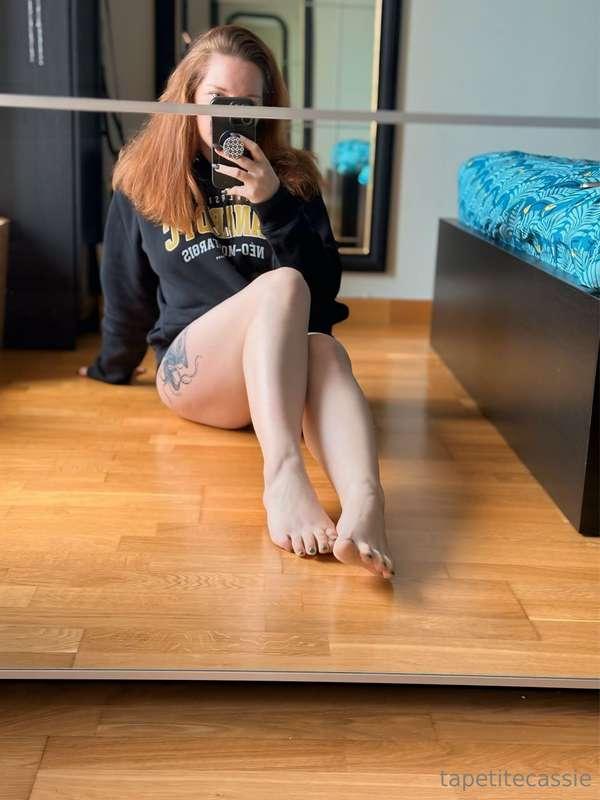 Petit bisous à mes fétichistes préférés ! je fais plein de f..