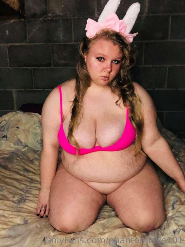 You know what they say about rabbits 😏😏😏