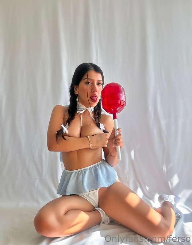 😜