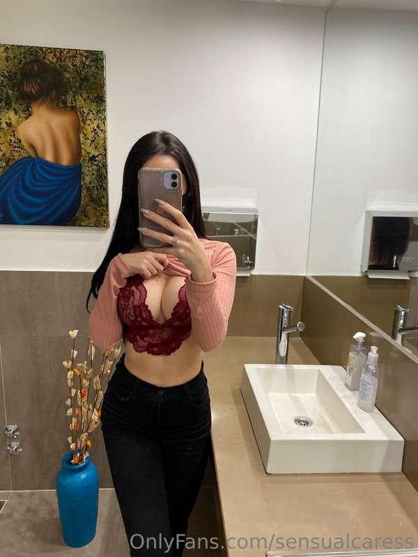 𝐈 𝐧𝐞𝐞𝐝 𝐚 𝐤𝐢𝐬𝐬 𝐟𝐫𝐨𝐦 𝐦𝐲 𝐛𝐚𝐛𝐞 𝐩𝐥𝐬 𝐝𝐚𝐝𝐝𝐲 𝐃𝐌 𝐌𝐄👄💦